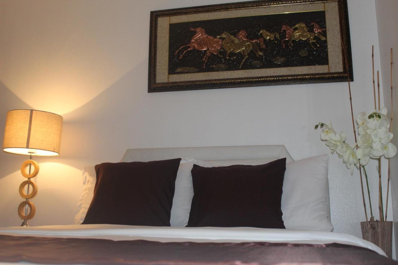 Azure C2 Balcony Wifi Near Mall Airport Multiple Units Paranaque City Exterior foto