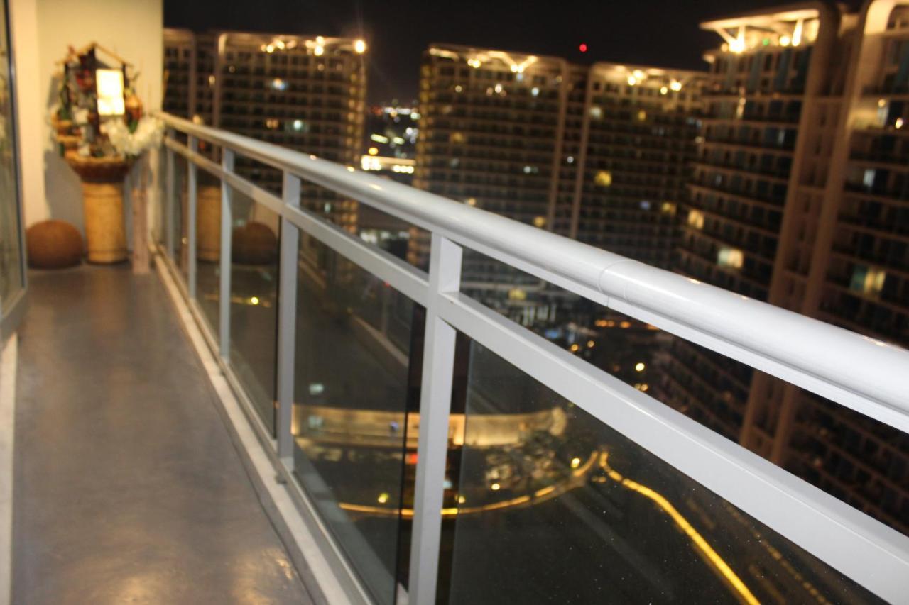 Azure C2 Balcony Wifi Near Mall Airport Multiple Units Paranaque City Exterior foto